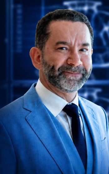 Professor Vanderlim